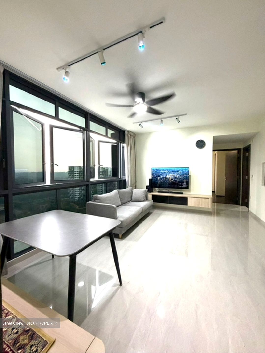 Symphony Suites (D27), Condominium #633674871